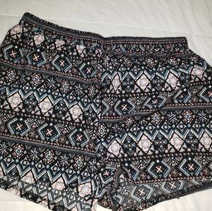 Plus Geo Print Wide Leg Shorts